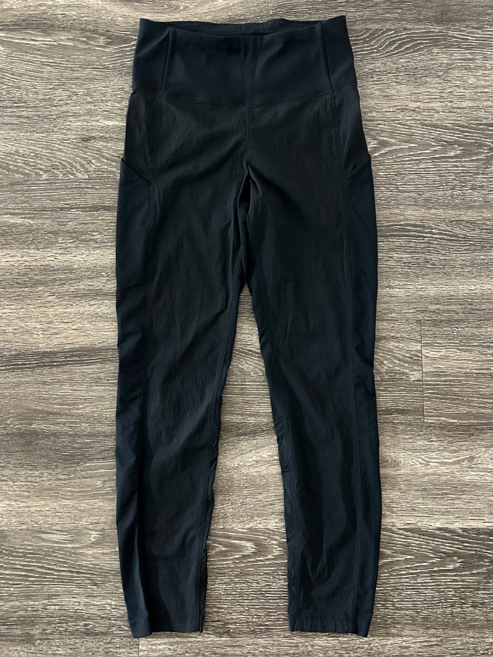 Athleta Trekkie Hybrid Crop Tight Black Size 0 Ripstop Flex Pants Stretch Hiking